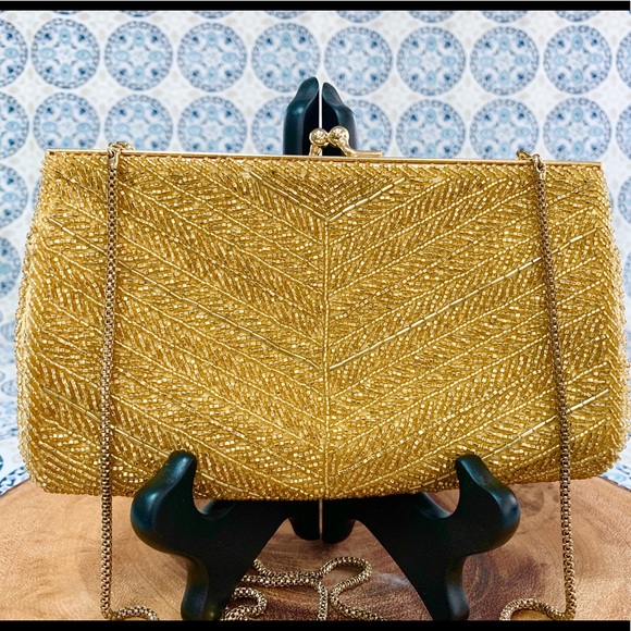 Walborg Handbags - VINTAGE WALBORG BEADED PURSE GOLD